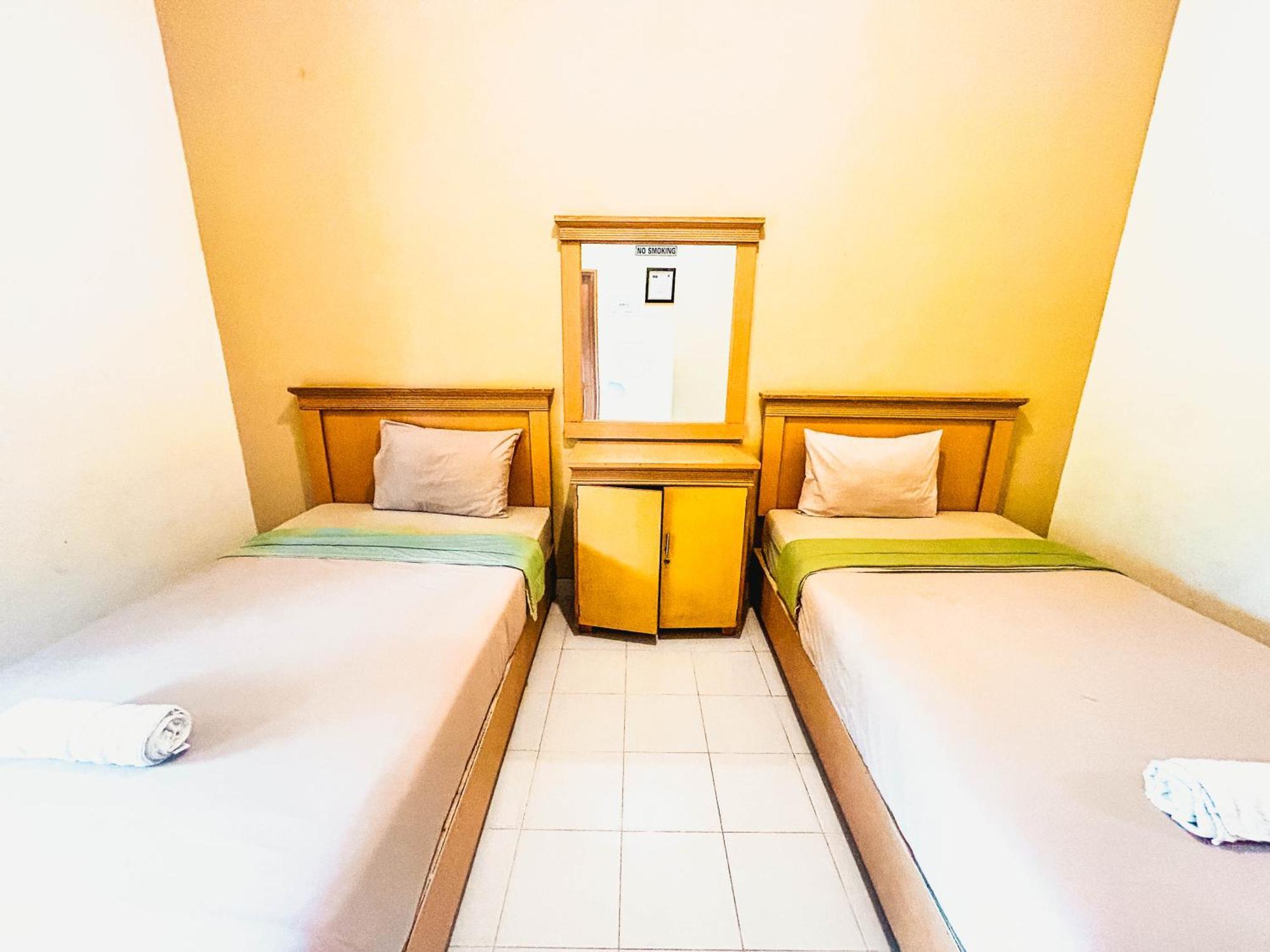 Lembah Rinjani Villa & Resto Syariah By Ecommerceloka Sembalunlawang Extérieur photo